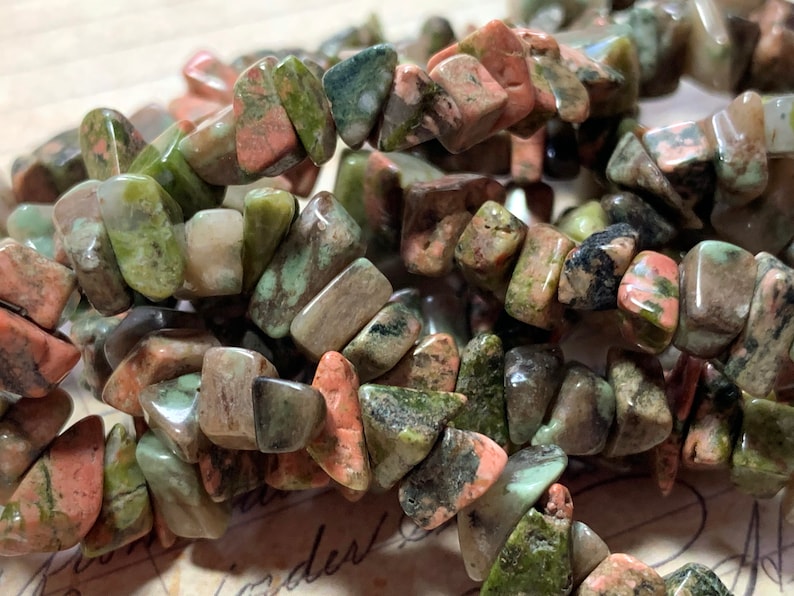 Red-Orange Unakite Jasper Stone 6-10mm Chip Beads 34 Strand Moss Green