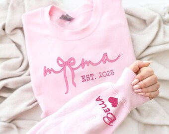 Personalized Mama Sweatshirt: Coquette Bow, Custom Name Mom Sweater