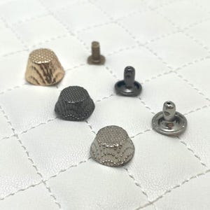 11 mm und 12 mm Flachkegel Nieten Zinklegierung Nieten Kappe Nieten Leder Niete 3 Farben, für Leder Puppenhandtasche Tasche Schuhe Kleidung