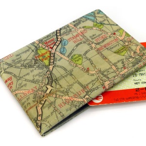 Oyster-Kartenhalter. Stamford Hill Karte Bus pass Halter. Reisekartenhalter. London Karte drucken Brieftasche. Gedruckte Karte Brieftasche. Kreditkarteninhaber.