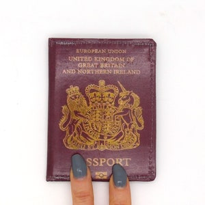 Porte-cartes Oyster, porte-cartes de bus, porte-cartes de voyage, portefeuille. Impression du passeport britannique. Porte-cartes, porte-cartes Oyster, porte-cartes de crédit.