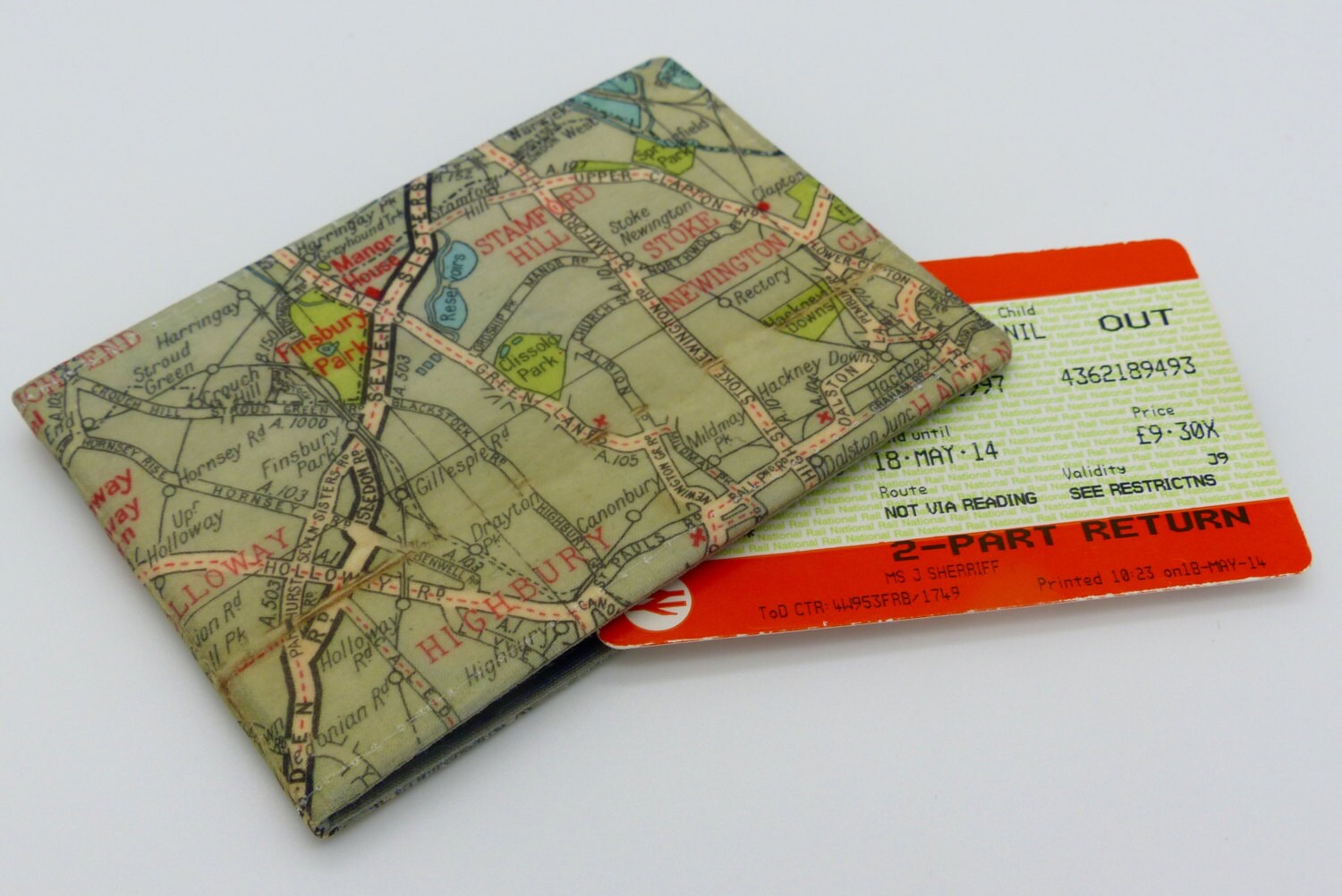 Best Of 10 Diy Oyster Card Holder