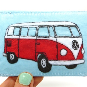 Porte-cartes Oyster, porte-cartes de bus, porte-cartes de voyage, portefeuille. Camping-car VW rouge. Porte-cartes, porte-cartes Oyster, porte-cartes de crédit.