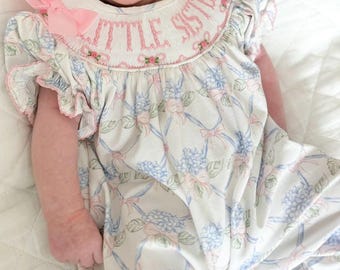 Little Sister Smocked Footie, Floral Sibling Set Outfit, Baby Sister Gift, Coordinating Sibling Outfits, Newborn Gift, Little Sister Outfit