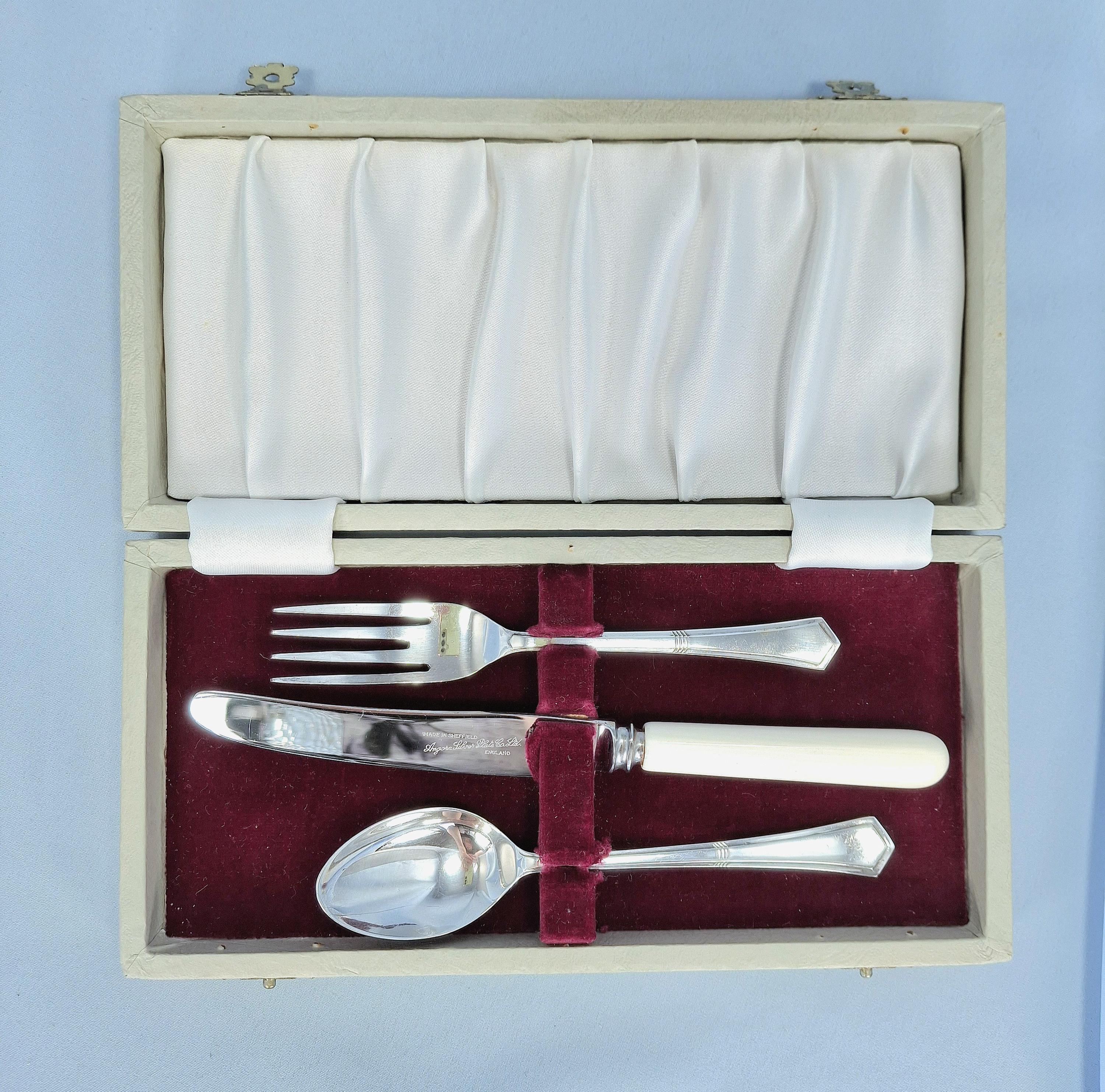 Antique Child's/baby cutlery set EPNS Silver Plated With Original Case