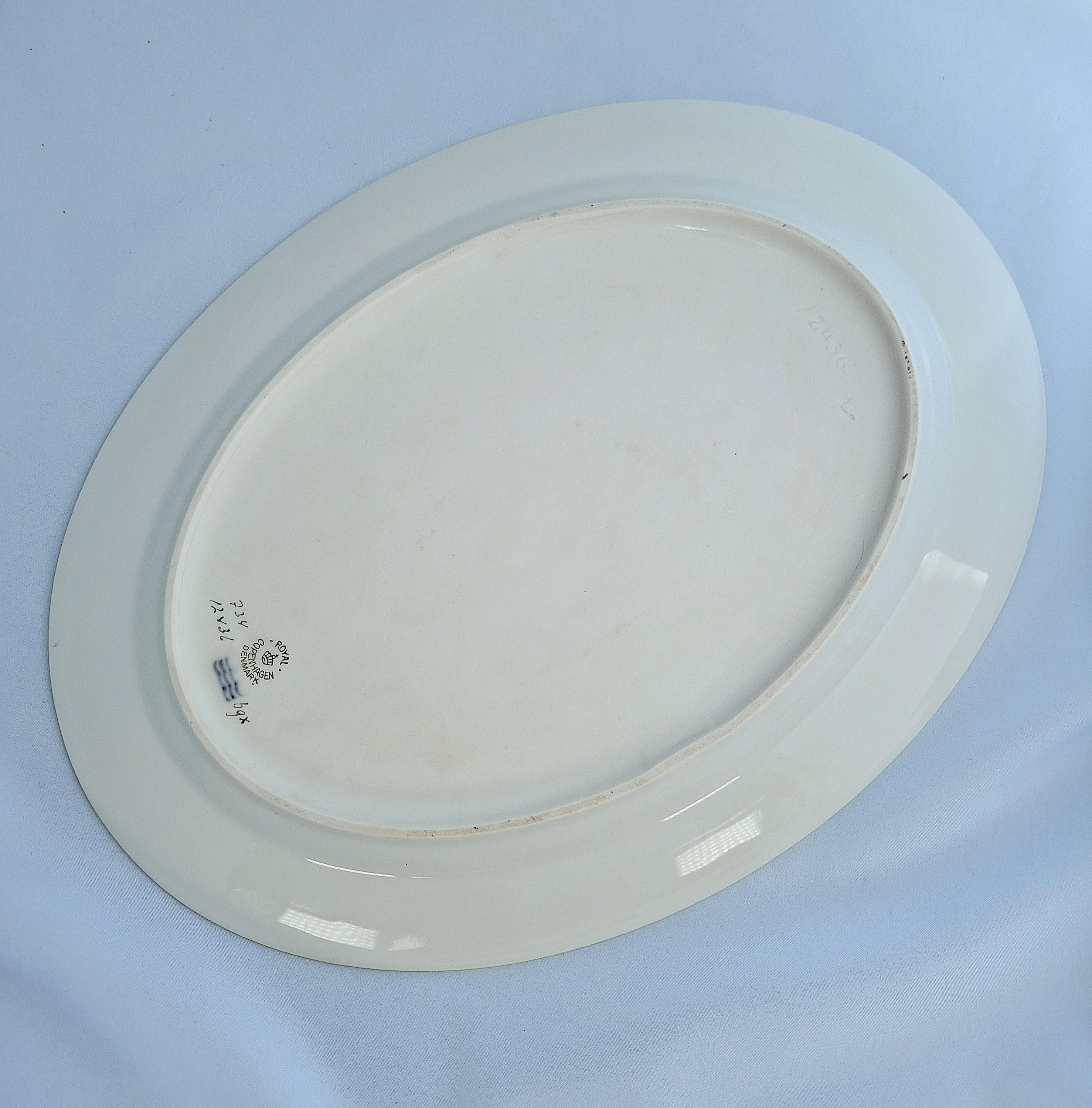 Rare Antique Royal Copenhagen - Oval Serving Plate, 1925 — image 6