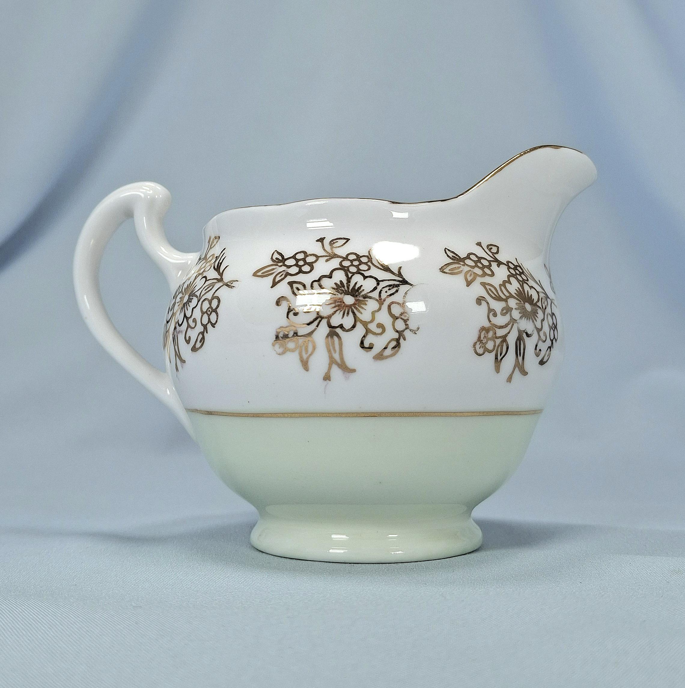 Vintage Mayfair Bone China: sugar bowl, jug and cake plate — image 2