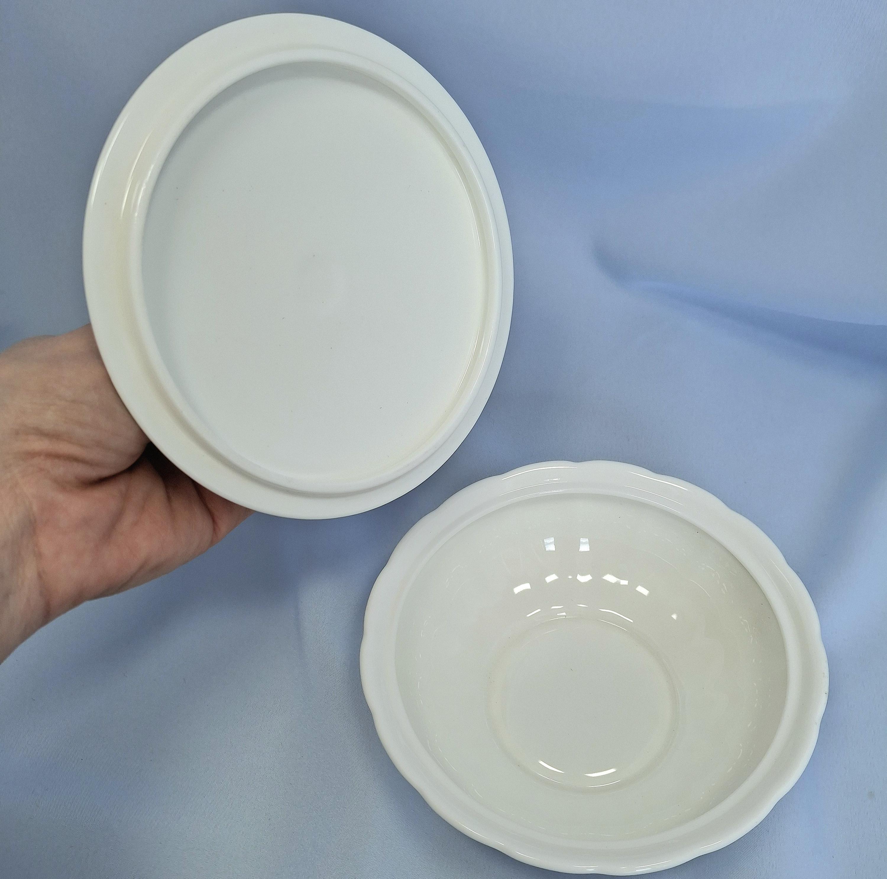 Vintage Wedgwood Sugar bowl with lid Bone China or Candy Dish — image 3