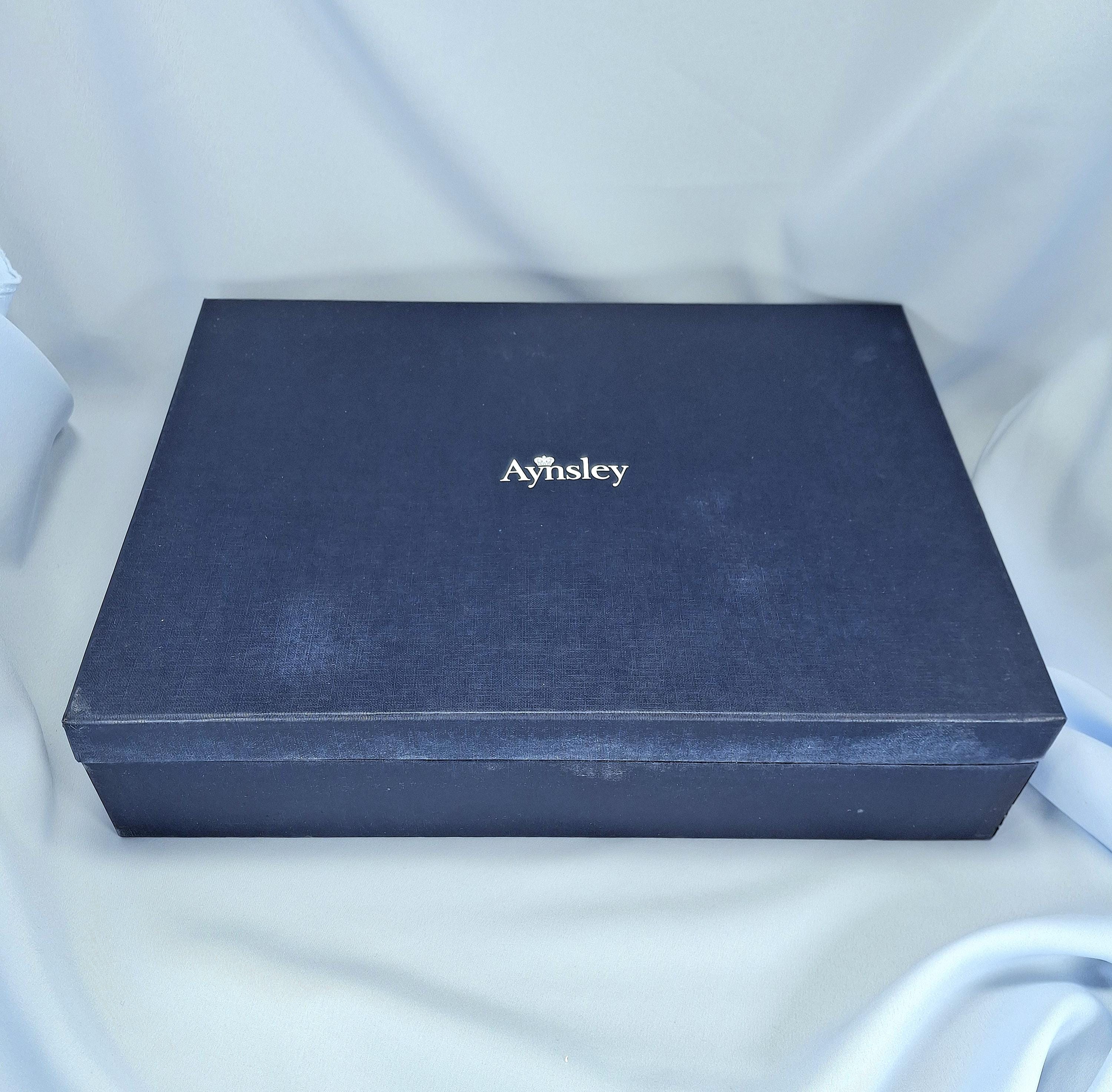 Aynsley Wild Tudor 6x Boxed Espresso Sized Coffee Cups & Saucers - Bone: Vintage Tea Set — image 8