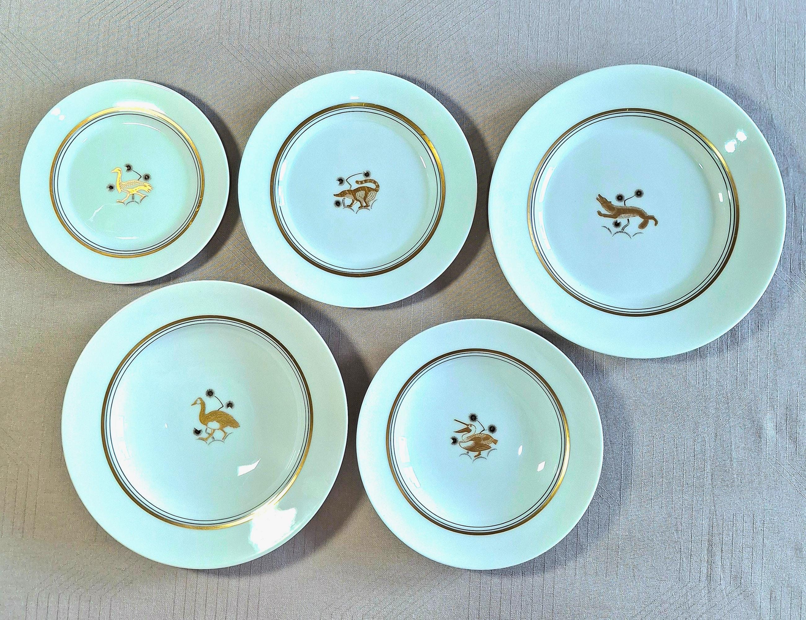 Royal Copenhagen Plates (50-pieces) Arno Malinowski 1925, Danish Art Deco Gilded Porcelain Set — image 10