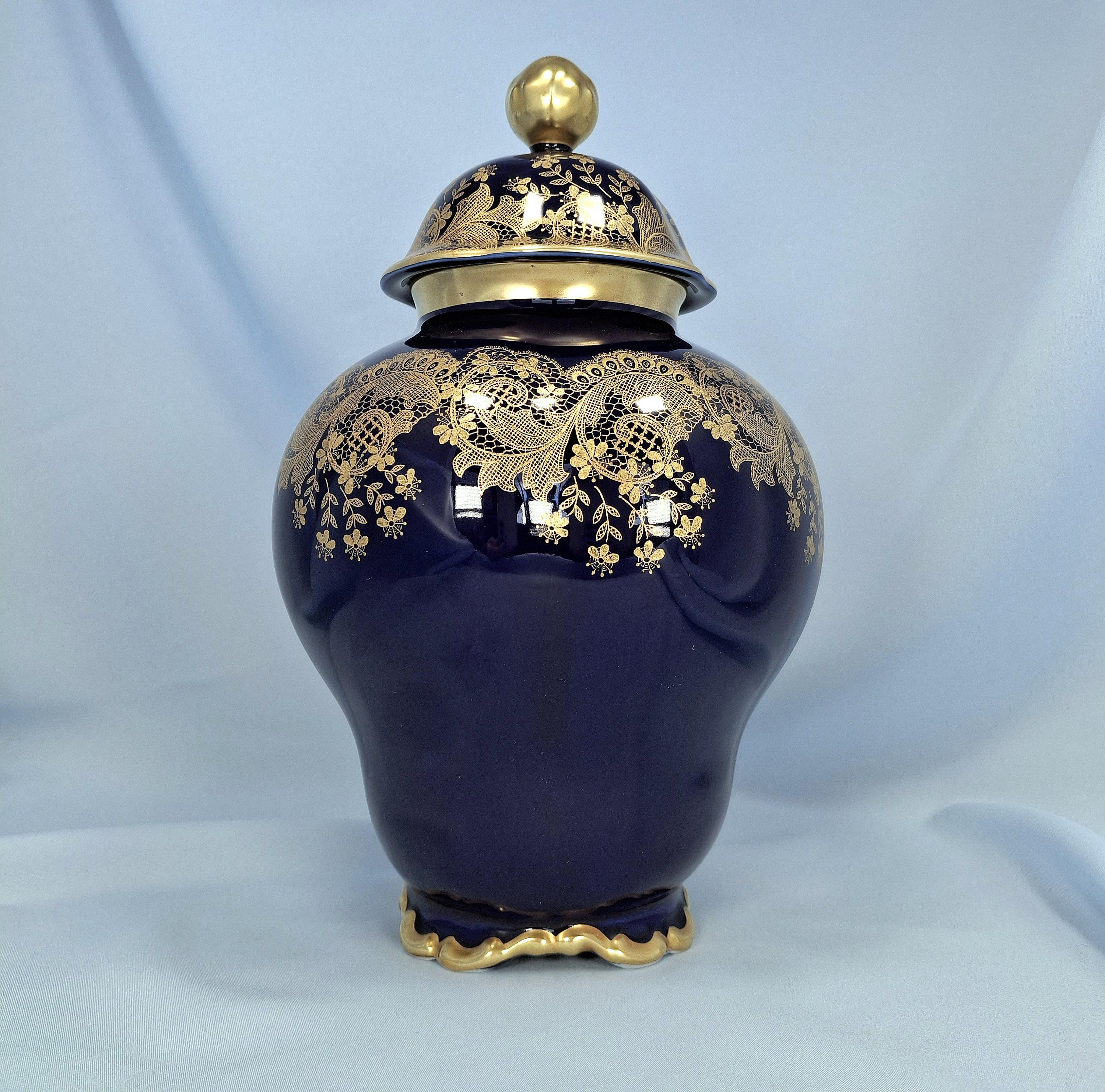 Vintage Lindner Kueps Bavaria Cobalt Blue Gold Porcelain Vase, Jeanette Decor Ginger Jar — image 8