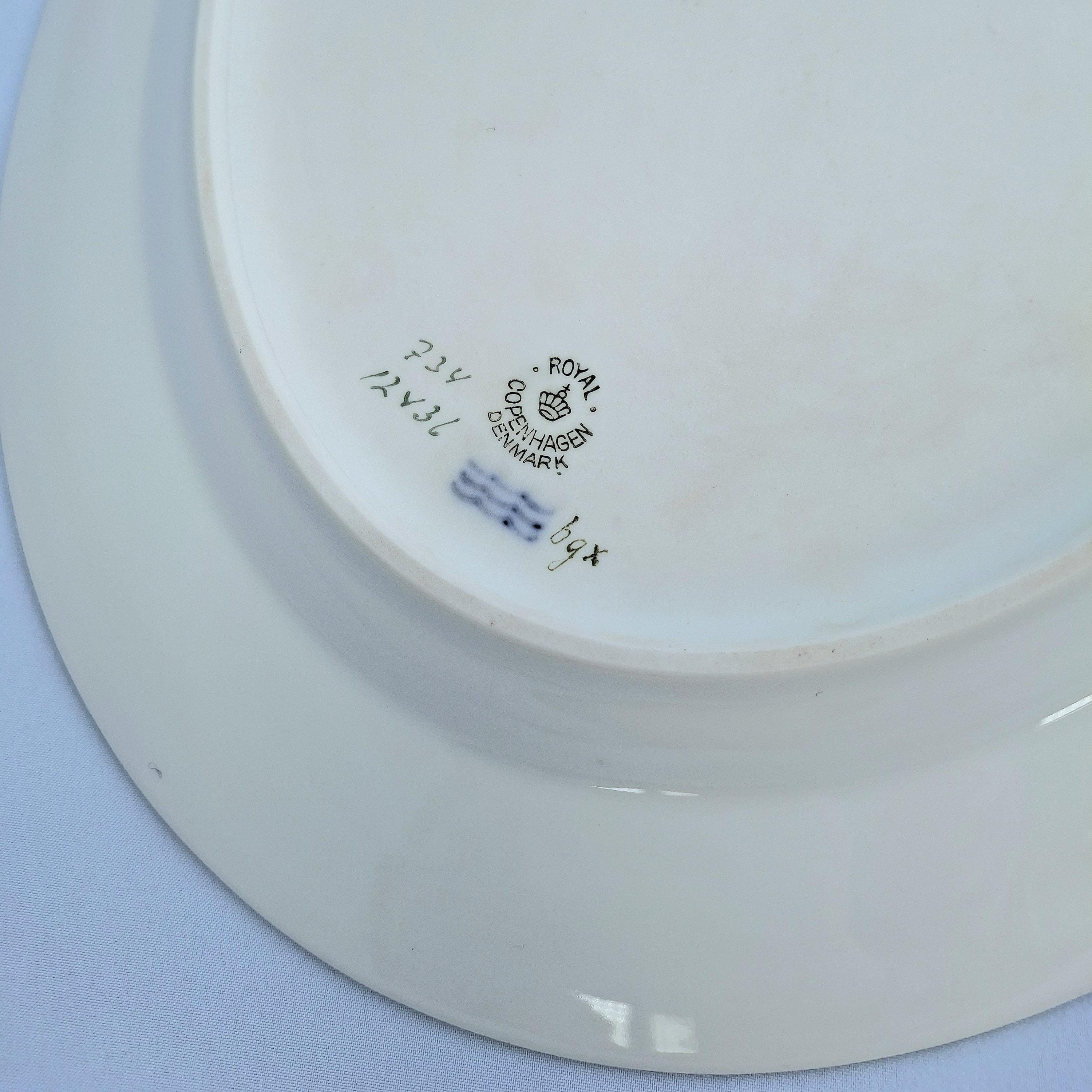 Rare Antique Royal Copenhagen - Oval Serving Plate, 1925 — image 7