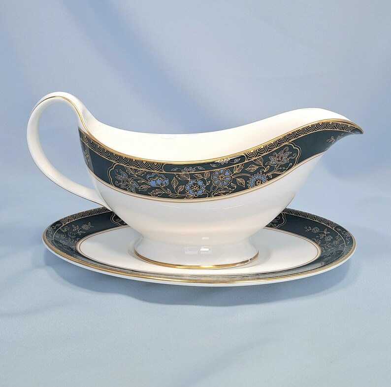 Royal Doulton Carlyle Sauciere mit Ständer, H5018, englisches Knochenporzellan Bild 2