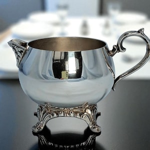 Vintage Silver Plated Creamer: Oneida Milk Jug, Decorative Feet, 1930s USA