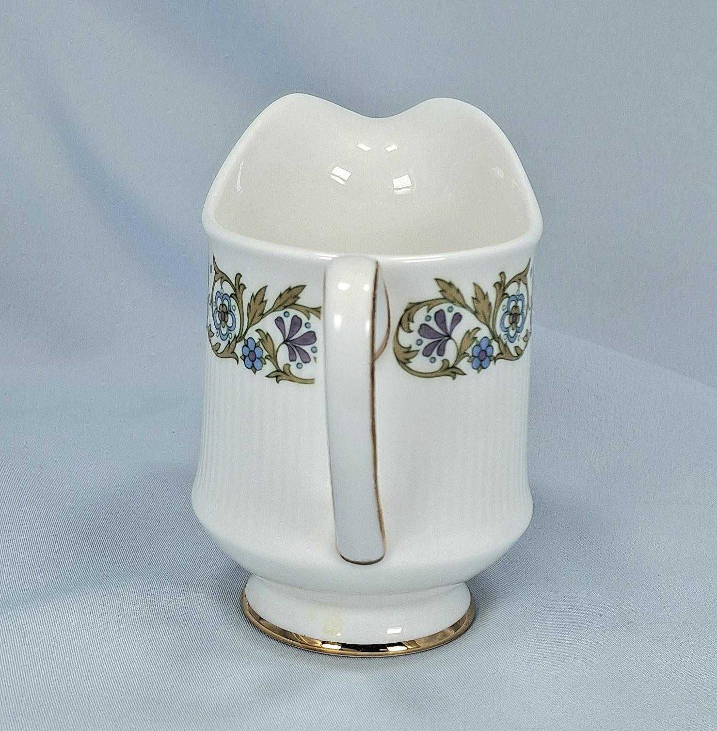 Vintage Tea Set Paragon Pandora, Fine Bone China, Floral & Gold Gilded — image 9