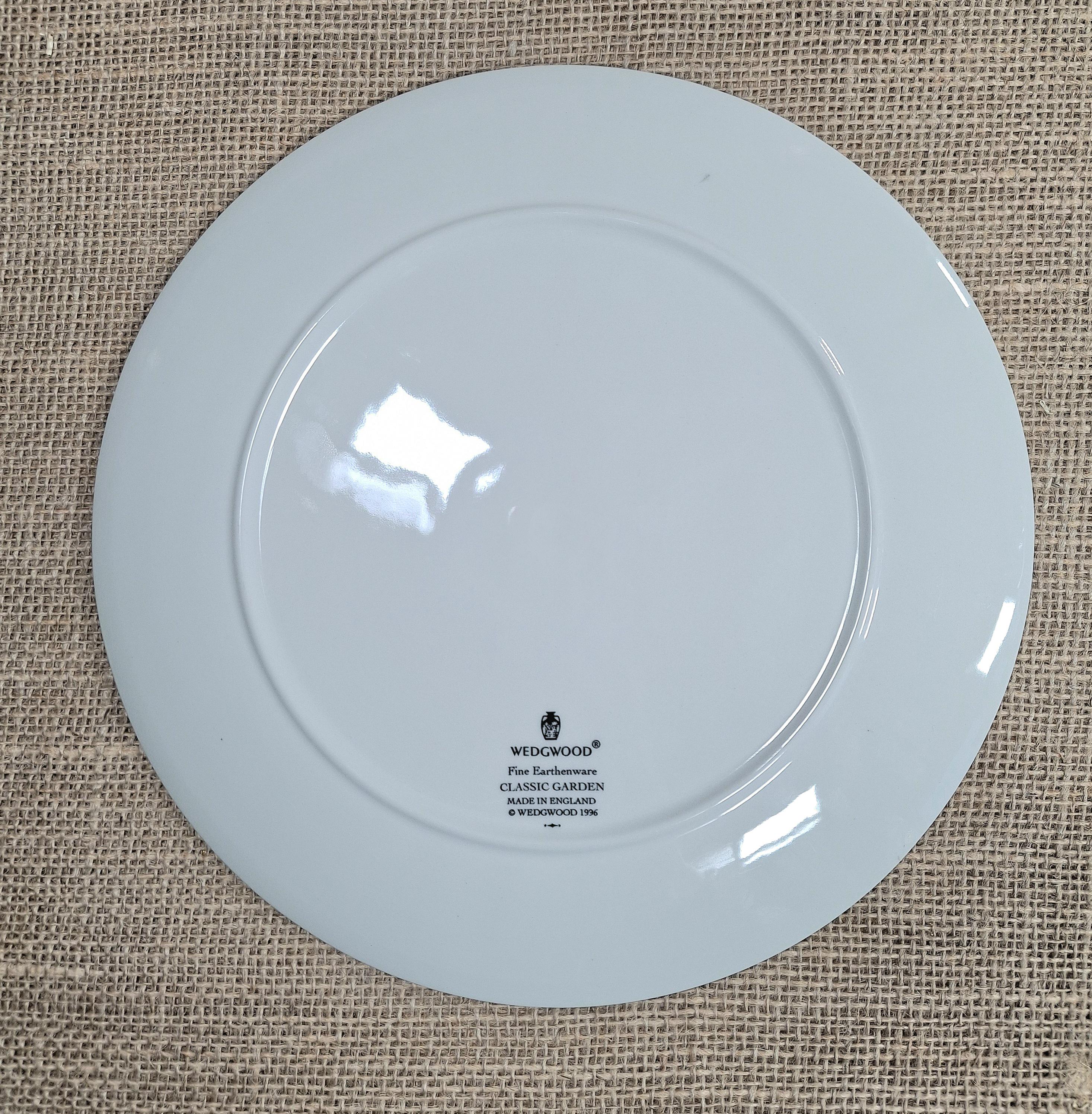 Vintage Dessert Plate Wedgewood Classic Garden, Pie Plate — image 5