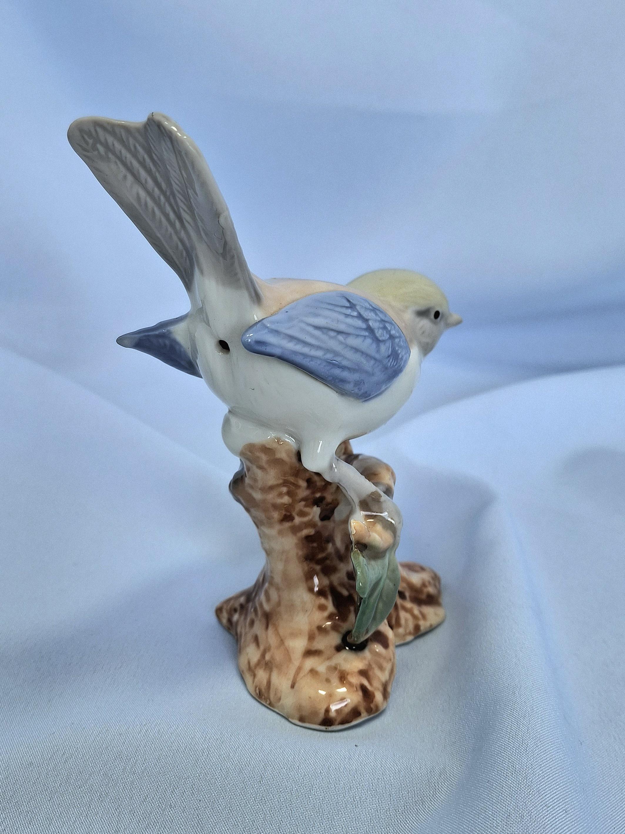 Vintage Porcelain Figurine, Bird — image 2