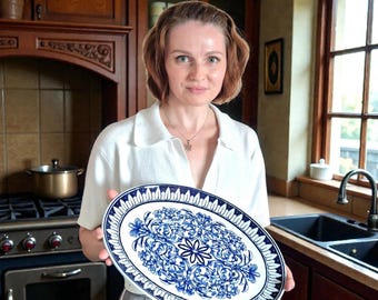 Antike Flow Blue Transferware Servierplatte: Braunes Westhead Moore 'Teutonisches' Muster