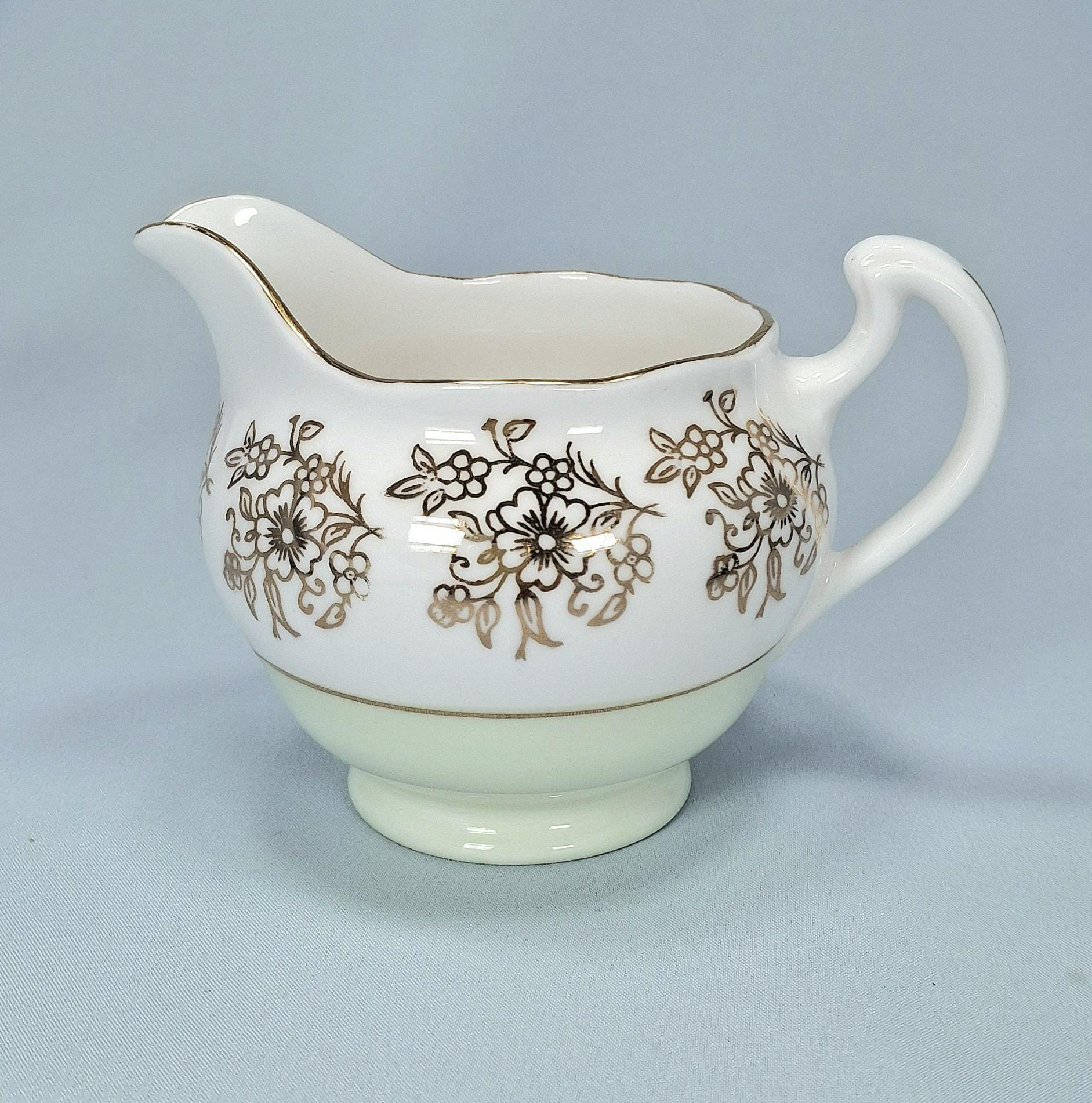 Vintage Mayfair Bone China: sugar bowl, jug and cake plate — image 3