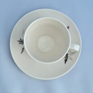 Vintage Royal Doulton Tumbling Leaves Kaffee-Set, Bone China, England. 19teilig Bild 8
