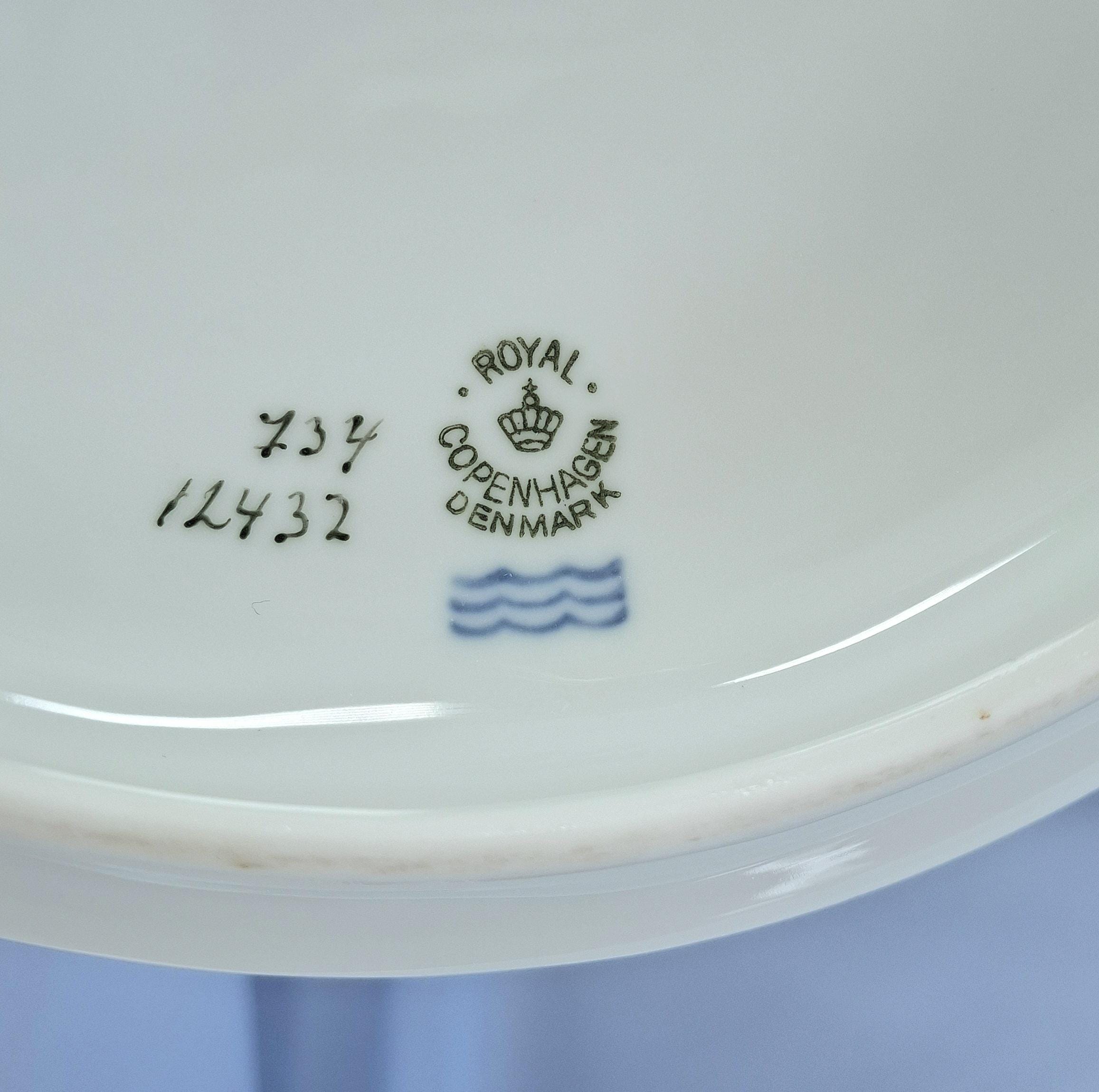 Royal Copenhagen Antique Sauce Tureen and Cover, Denmark, 1925, Casserole Serving Dish, Vegetable Tureen — image 8