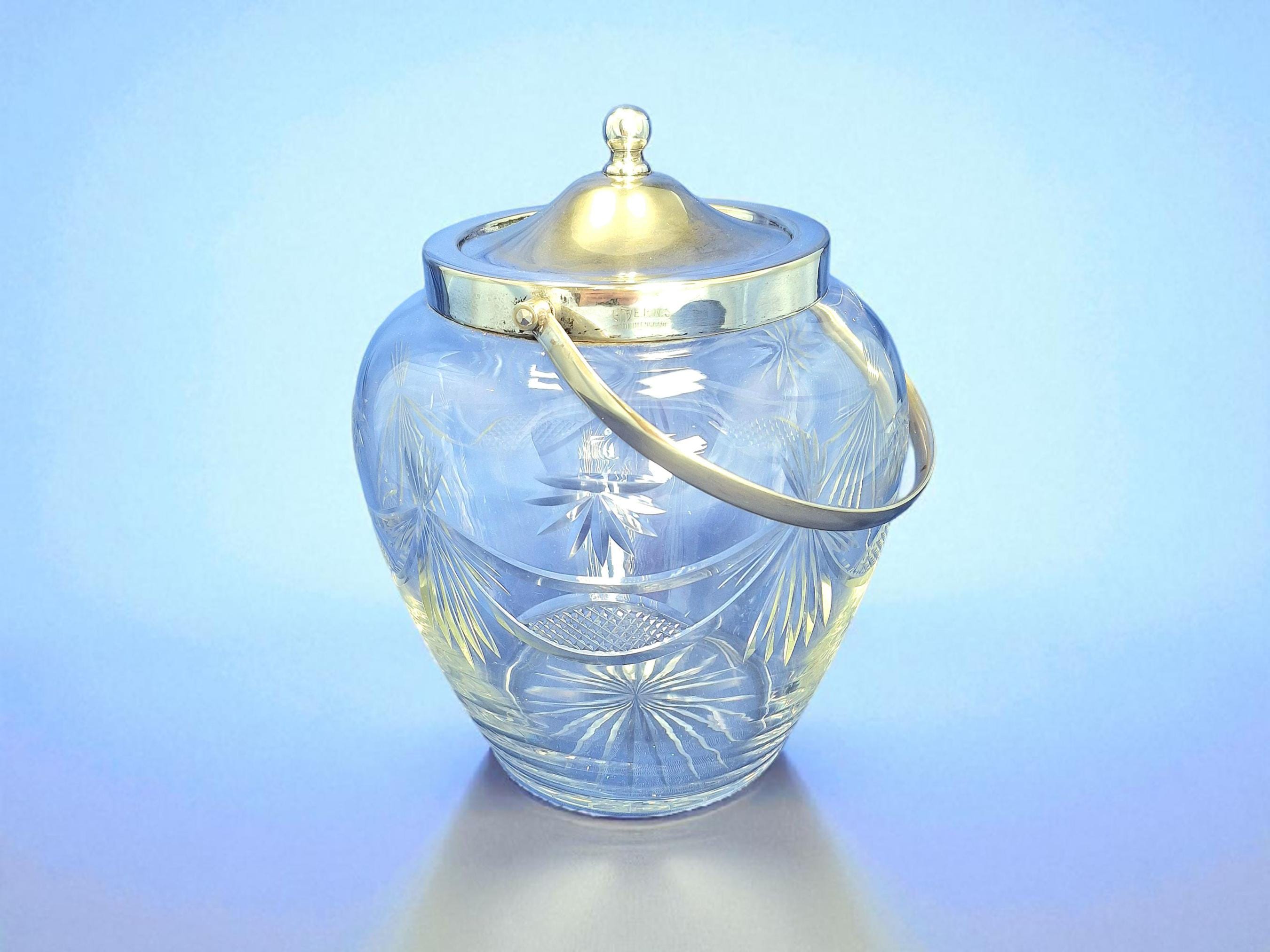 アンティークカットガラスビスケットバレル：銀メッキ蓋、英国製