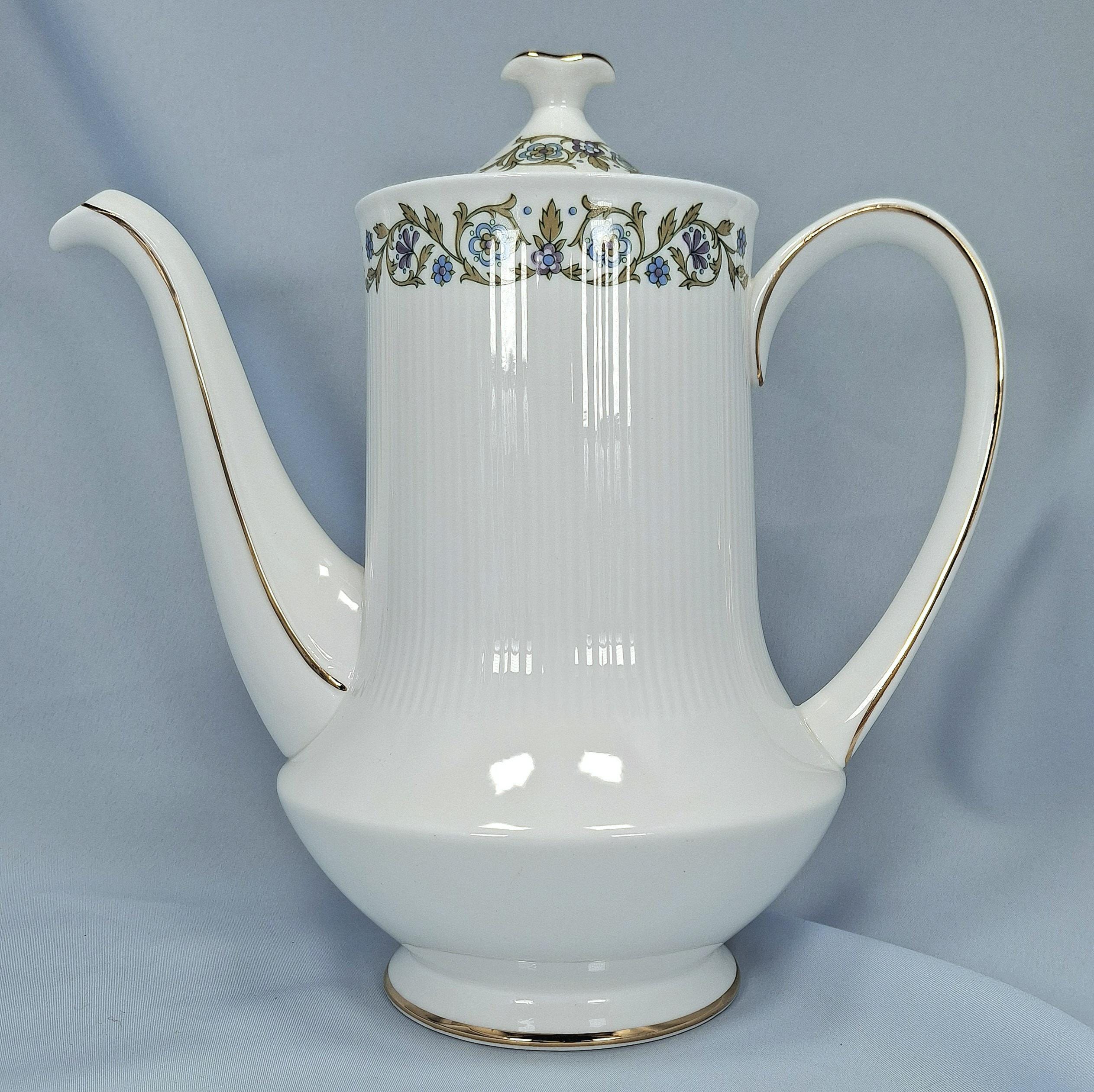 Vintage Tea Set Paragon Pandora, Fine Bone China, Floral & Gold Gilded — image 2