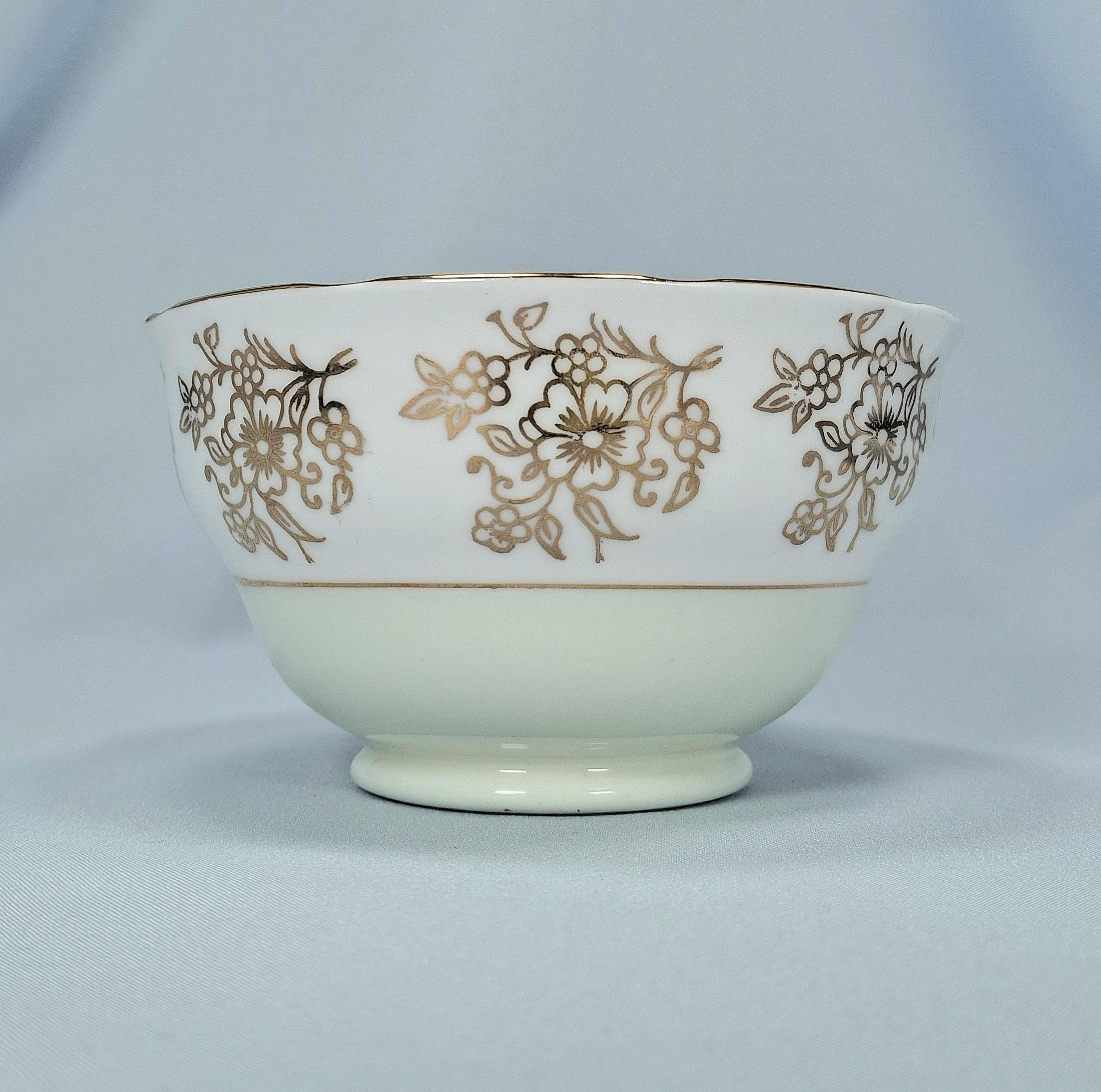 Vintage Mayfair Bone China: sugar bowl, jug and cake plate — image 7