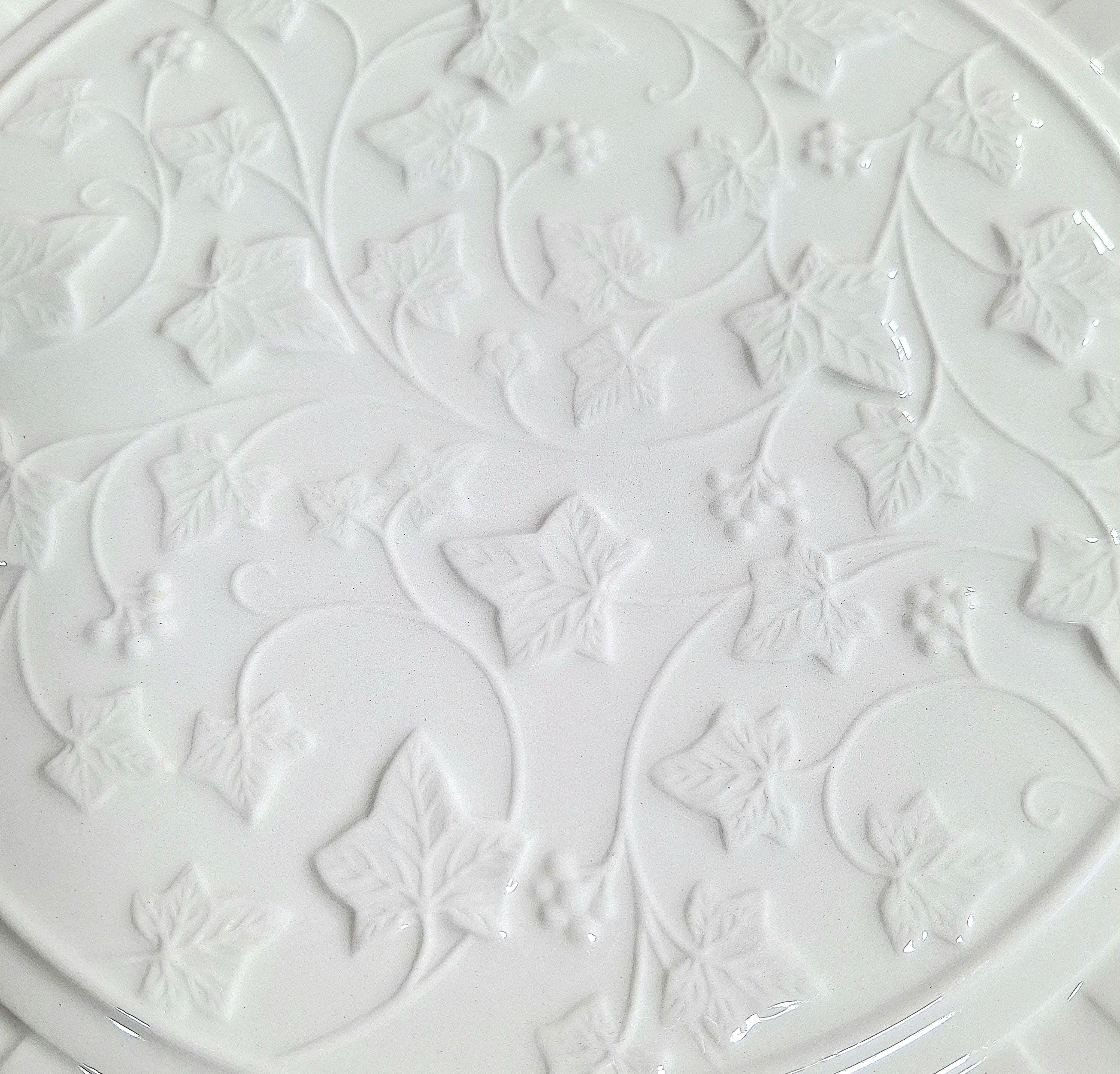 Vintage Dessert Plate Wedgewood Classic Garden, Pie Plate — image 2