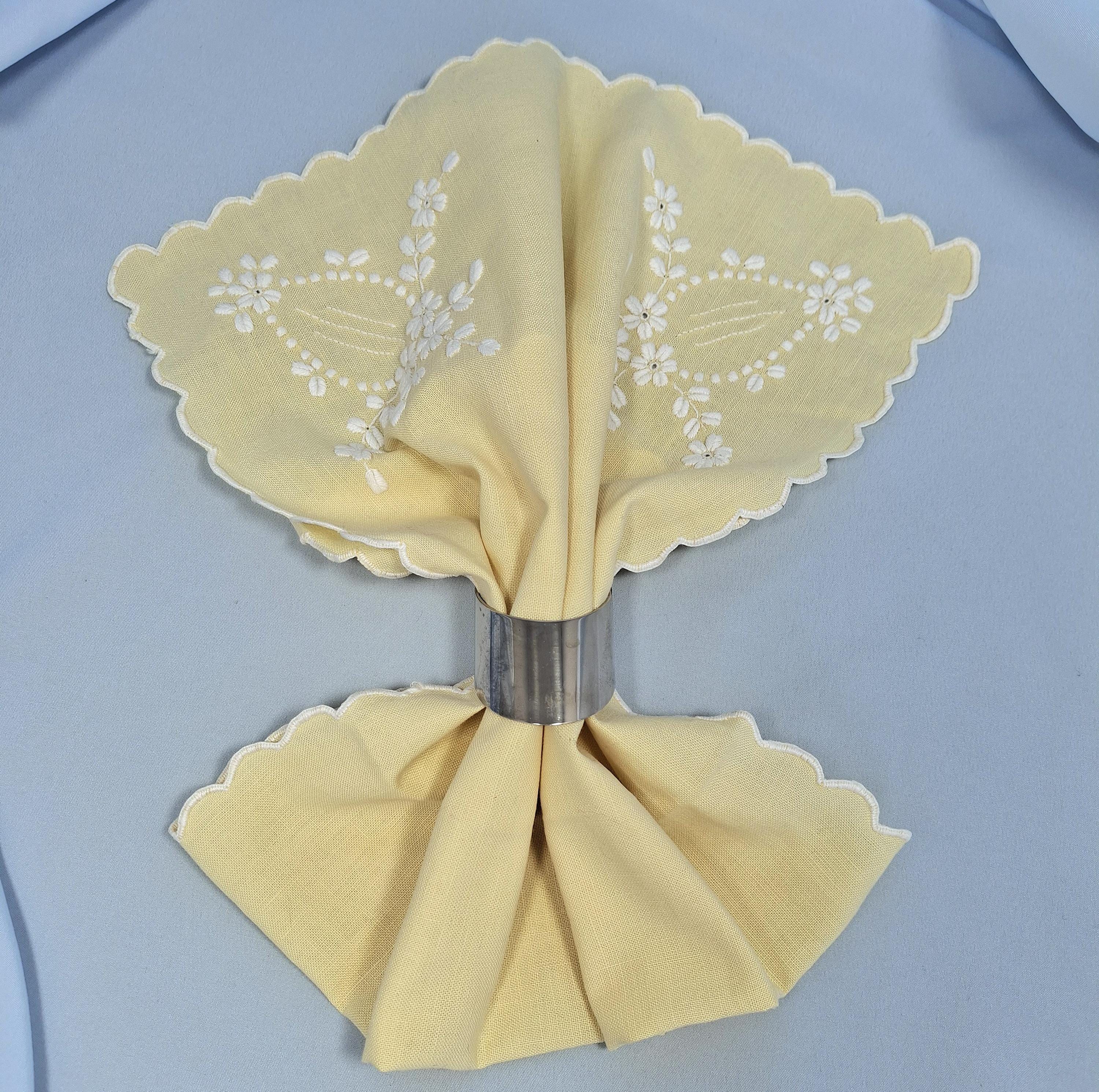 Vintage Silver-Plated Napkin Rings - Set of 4 — image 2
