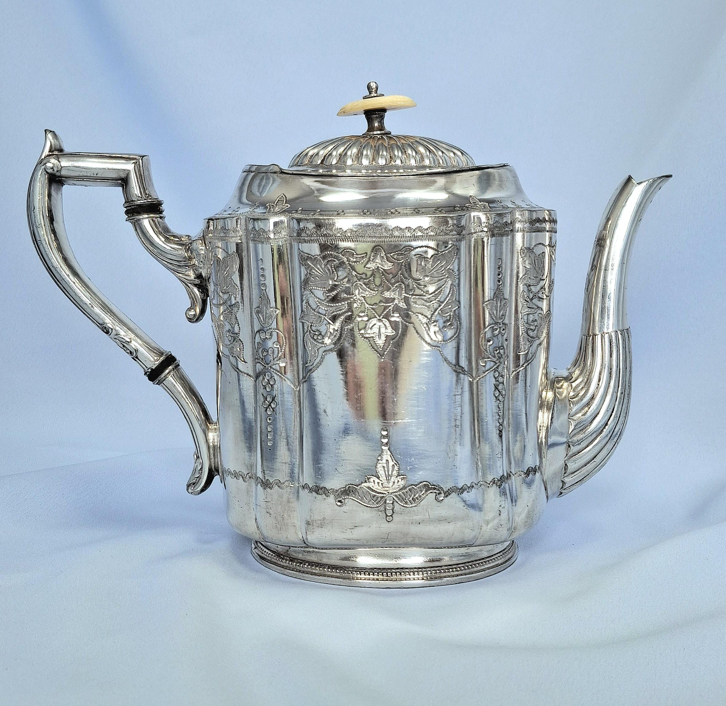 Antique Silver Plated Tea Pot, Mark Willis & Son Sheffield 1915, Coffee Pot — image 3