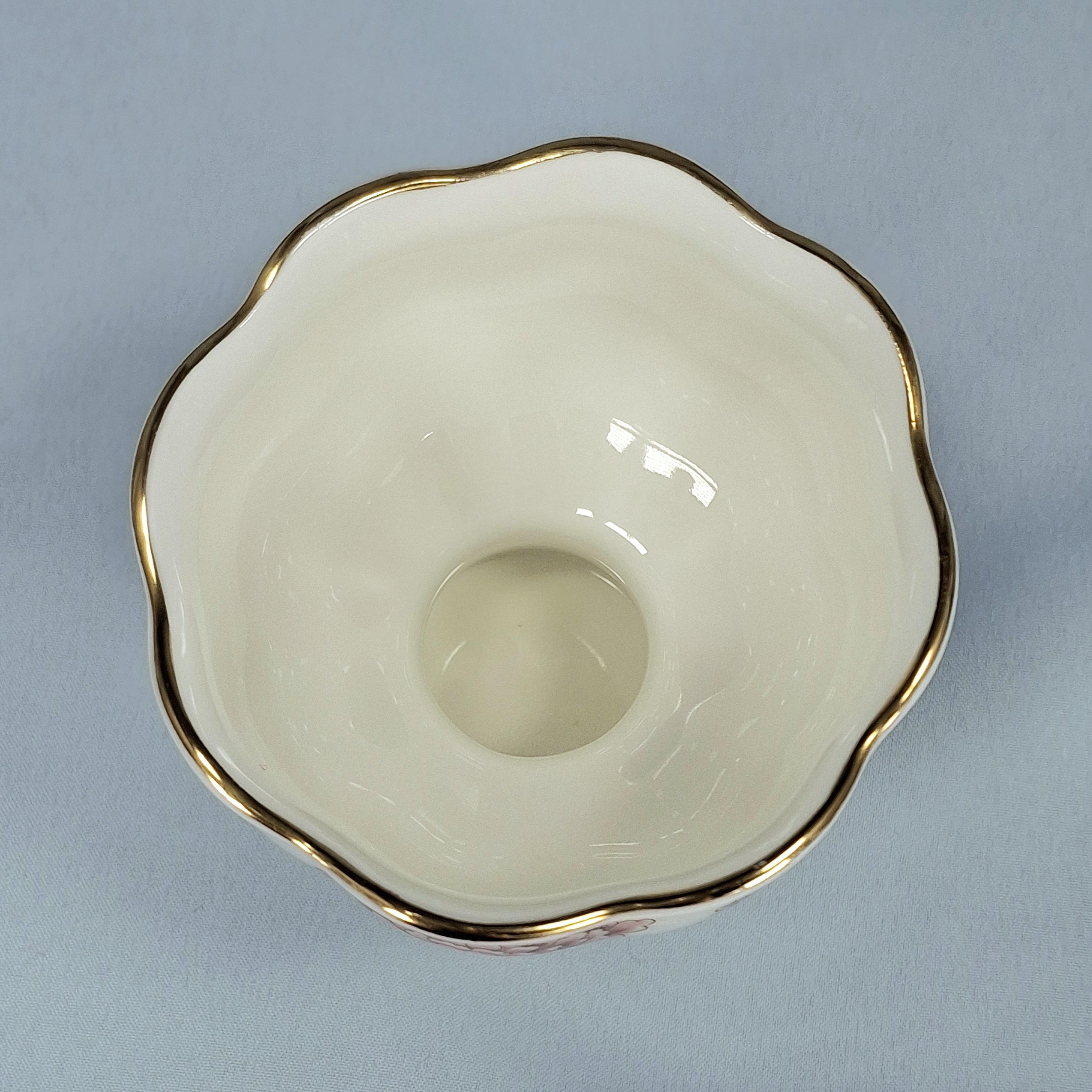 ヴィンテージキャンドルホルダー：ロイヤルドルトン・カントン