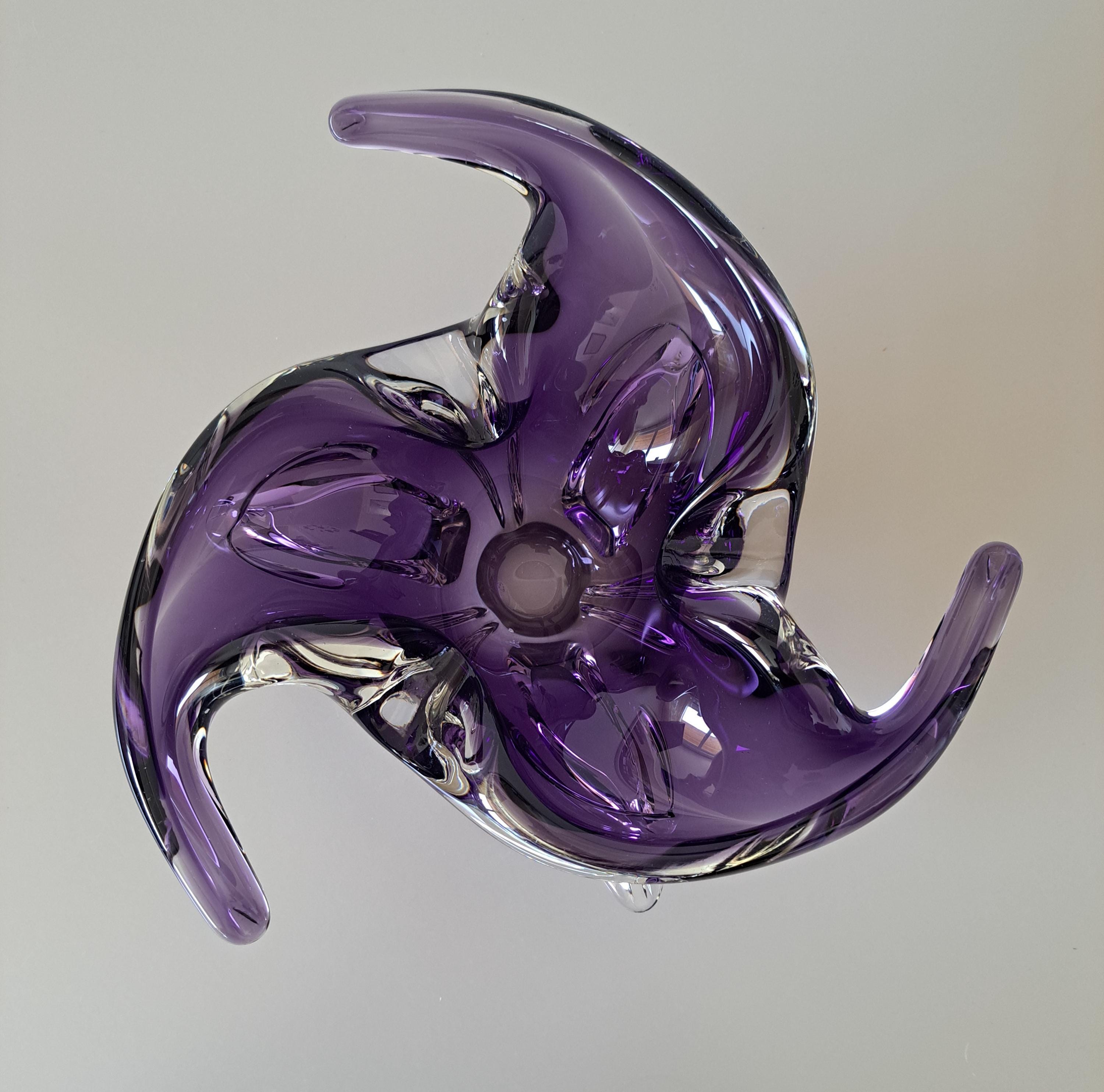 Vintage Amethyst Purple Freeform Art Glass Centerpiece Bowl, European Hand-Blown Sculptural Glass — image 5