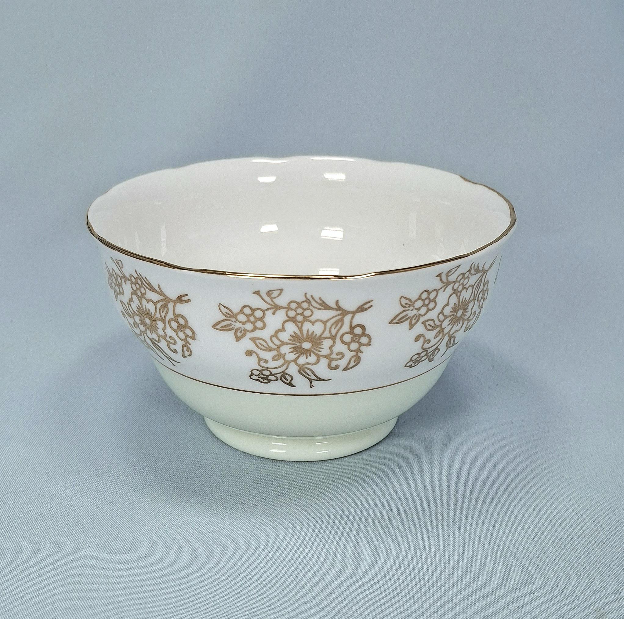 Vintage Mayfair Bone China: sugar bowl, jug and cake plate — image 8