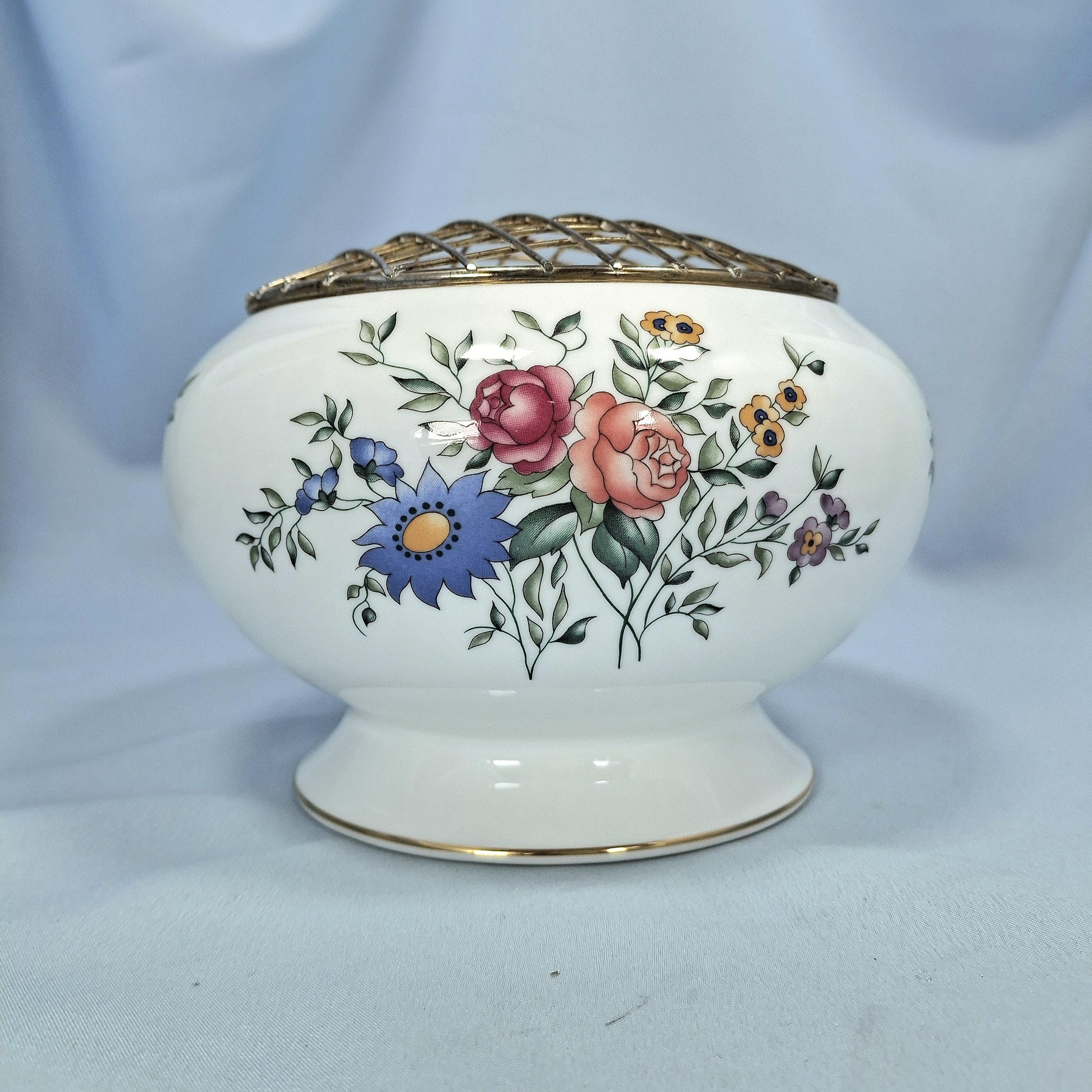 Vintage Wedgwood Rose Bowls: Kutani Crane and Avebury, Oriental Floral Vase. Bone China.