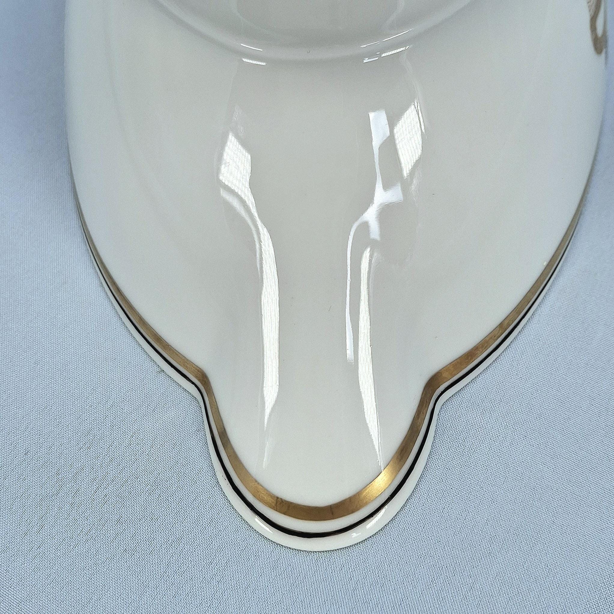 Royal Copenhagen Gravy / Sauce Boat, Collectible Tableware — image 6