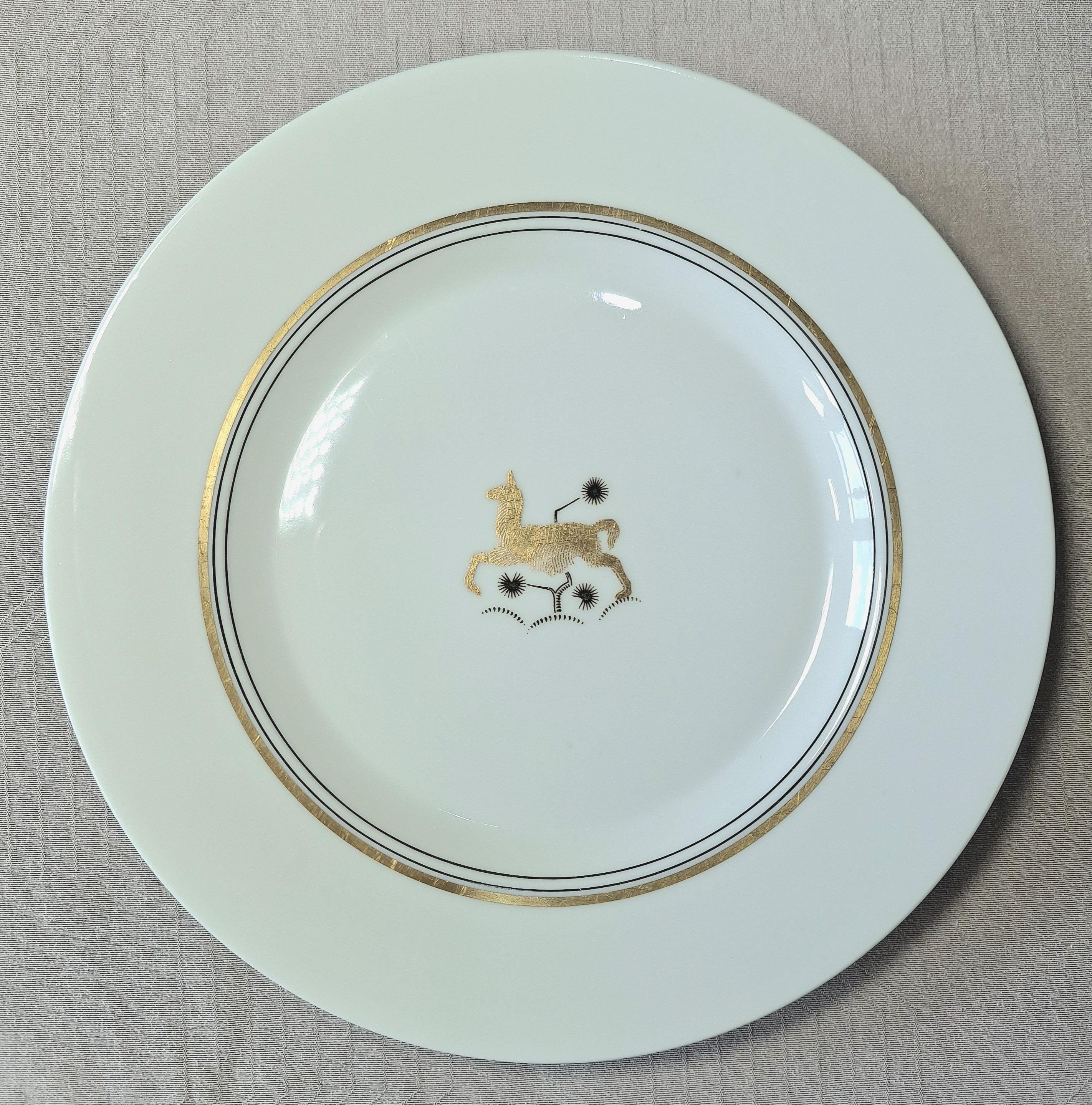 Royal Copenhagen Plates (50-pieces) Arno Malinowski 1925, Danish Art Deco Gilded Porcelain Set — image 9