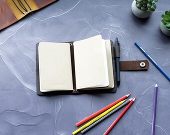Handmade Leather Travelers Notebook Cover, Refillable Journal Case with Pen Loop