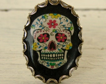 Sugar Skull Ring - Dia de los Muertos Jewelry - Day of the Dead Ring - Sweet Floral Swirls Adjustable Sugar Skull Ring