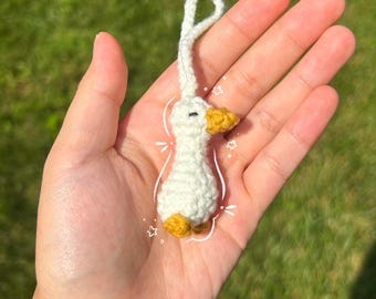 Mini llavero de ganso / Dije de bolso de ganchillo / Regalo amigurumi hecho a mano
