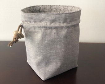 Celebrian Stand-up Dice Bag, Square Bottom