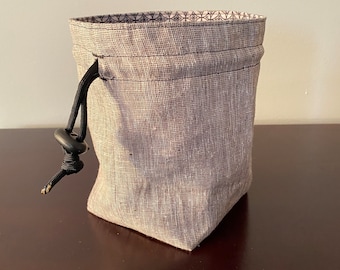 Abbott Stand-up Dice Bag, Square Bottom