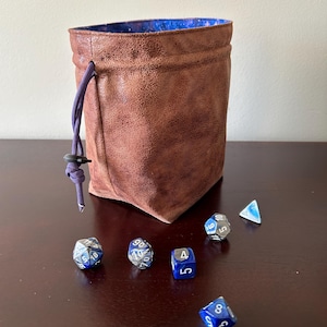 Saint Rémy Stand-up Dice Bag, Square Bottom