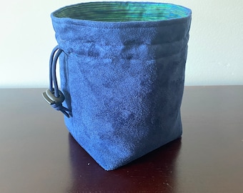 Strata  Stand-up Dice Bag, Square Bottom