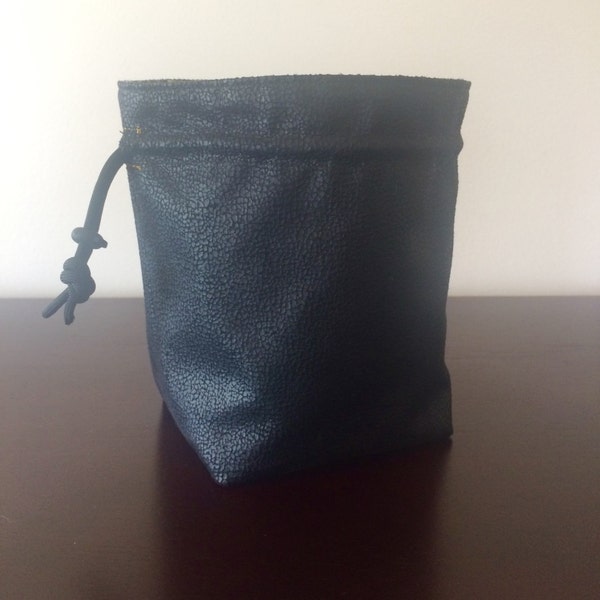 Steward Stand-up Dice Bag, Square Bottom