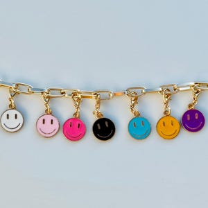 Smiley Face Pendant Charm, Trucker Hat Charms, Happy Face Jewelry Charms, Hat Accessories, Cowgirl Hat Chain, Cowgirl Hat, Custom Jewelry
