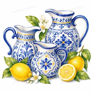 Puede incluir: Ilustración en acuarela de tres jarras de cerámica con diseños florales azules y blancos, acompañadas de limones, flores de limonero y hojas verdes. Las jarras tienen asas y picos curvos. Los limones son amarillos y uno está cortado por la mitad.