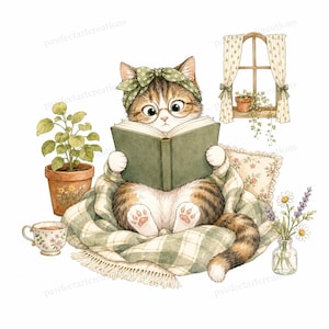 Può includere: Illustrazione ad acquerello di un gatto con occhiali e una fascia verde, che legge un libro avvolto in una coperta a quadri verdi. Una tazza da tè, una pianta in vaso e dei fiori sono presenti nell'immagine.
