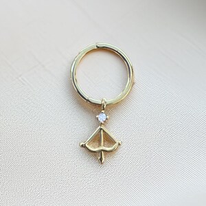 Anello a scatto Eros Bow Hoop Septum – Anello a scatto in oro massiccio 14 carati con zirconi cubici, Daith Hoop, orecchino per cartilagine, anello per il naso in oro vero