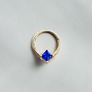 Anello a cerchio con zaffiro blu, oro massiccio 14 carati, anello a cerniera per setto nasale, orecchino per cartilagine, piercing al daith, anello al naso, anello a conchiglia